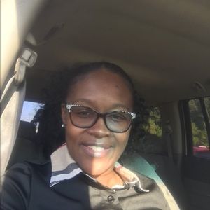 Meet your Posher, Shekima